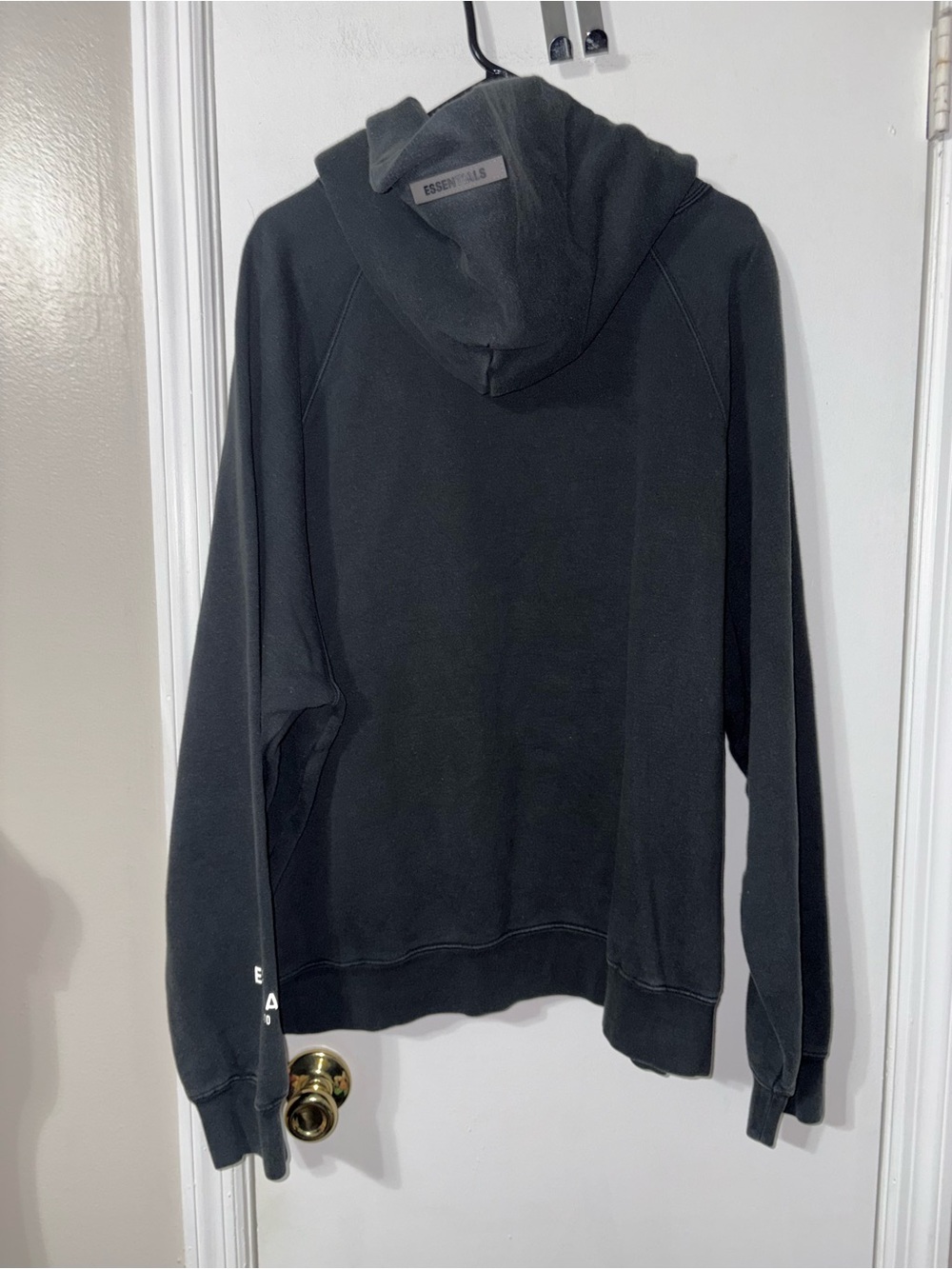 Fear of God Essentials Black Pullover Hoodie Large - Picture 4 of 4